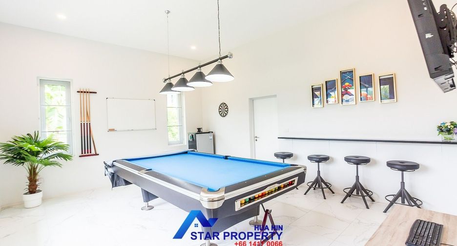 For sale 5 bedrooms villa in Hua Hin, Prachuap Khiri Khan