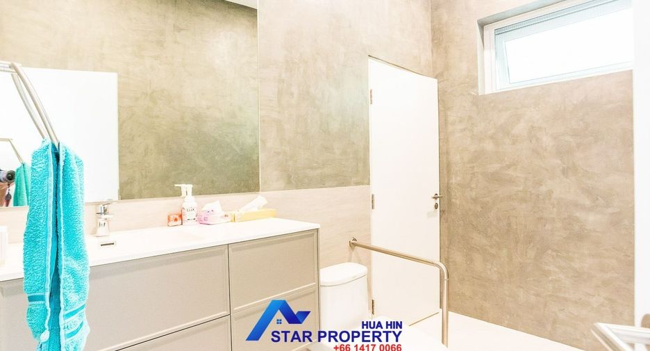 For sale 5 bedrooms villa in Hua Hin, Prachuap Khiri Khan