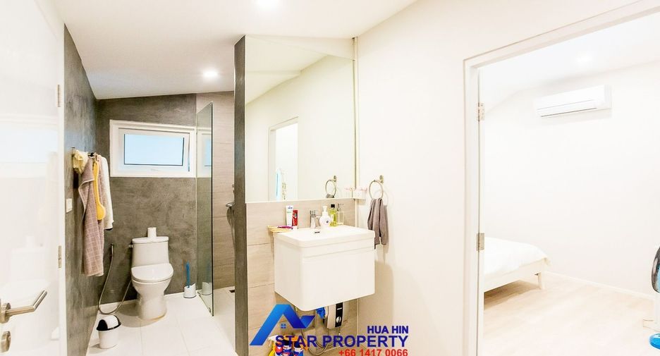 For sale 5 bedrooms villa in Hua Hin, Prachuap Khiri Khan