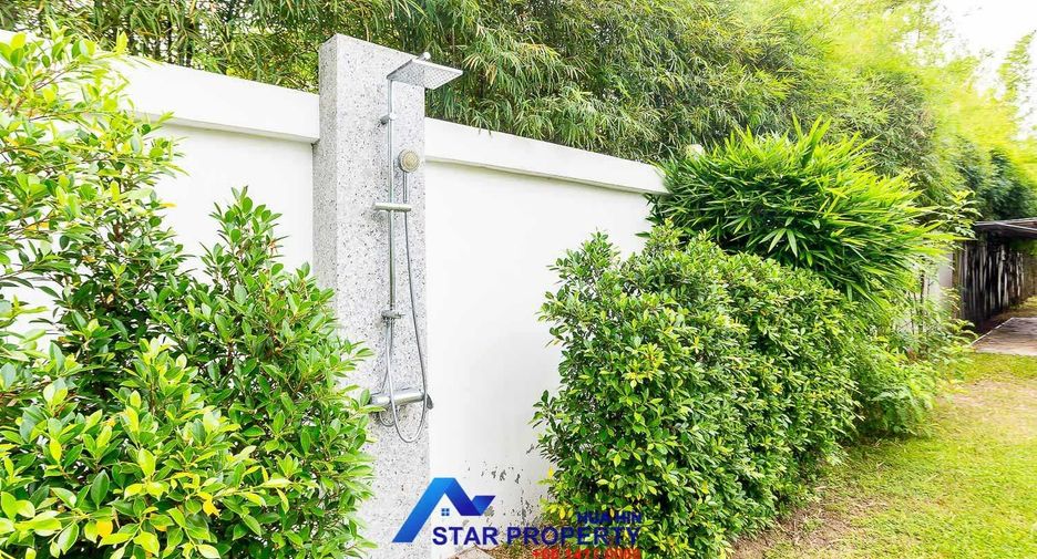 For sale 5 bedrooms villa in Hua Hin, Prachuap Khiri Khan