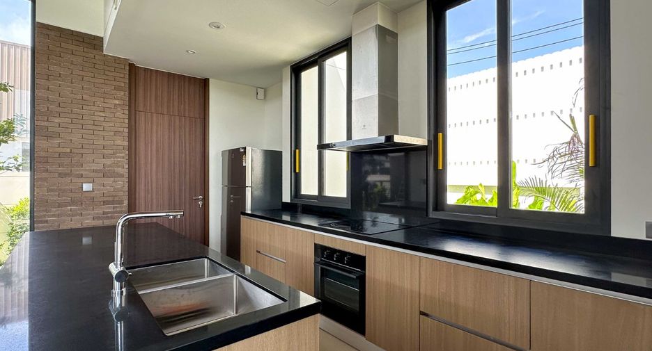Villa zum Kauf mit 4 Zimmer in Thalang, Phuket