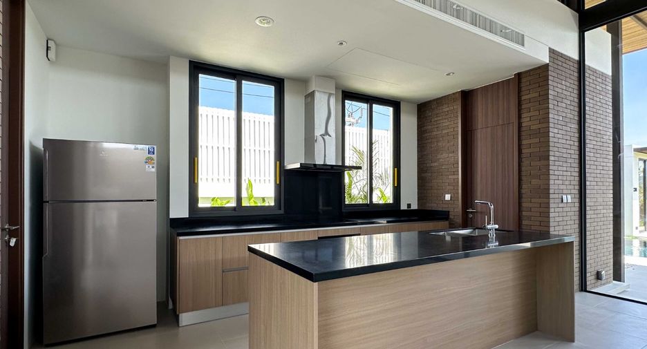 Villa zum Kauf mit 4 Zimmer in Thalang, Phuket
