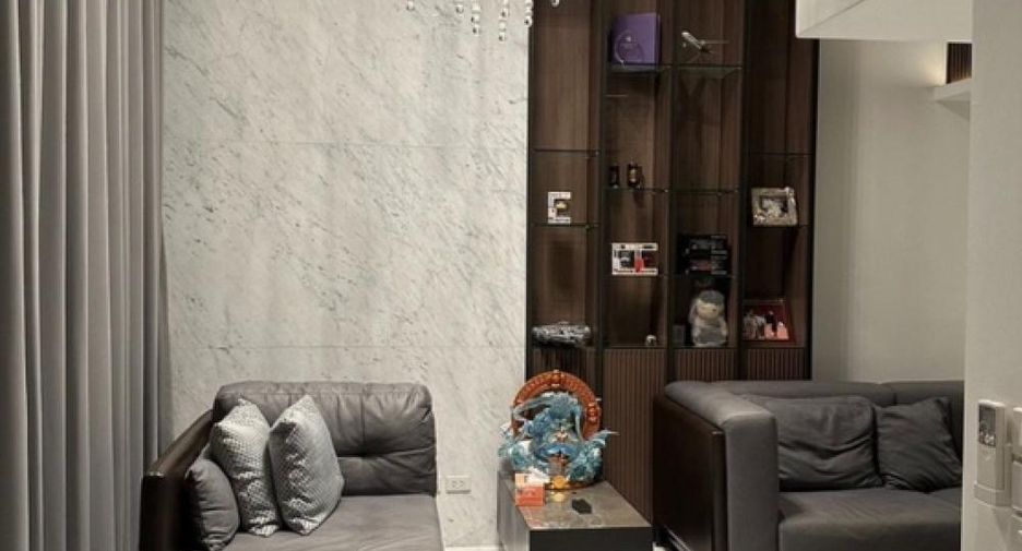 For rent 2 ベッドルーム townhouse in Yan Nawa, Bangkok