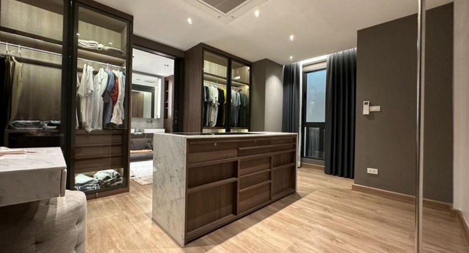 For rent 2 ベッドルーム townhouse in Yan Nawa, Bangkok