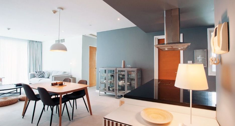 For sale 3 bedrooms condo in Khlong Toei, Bangkok