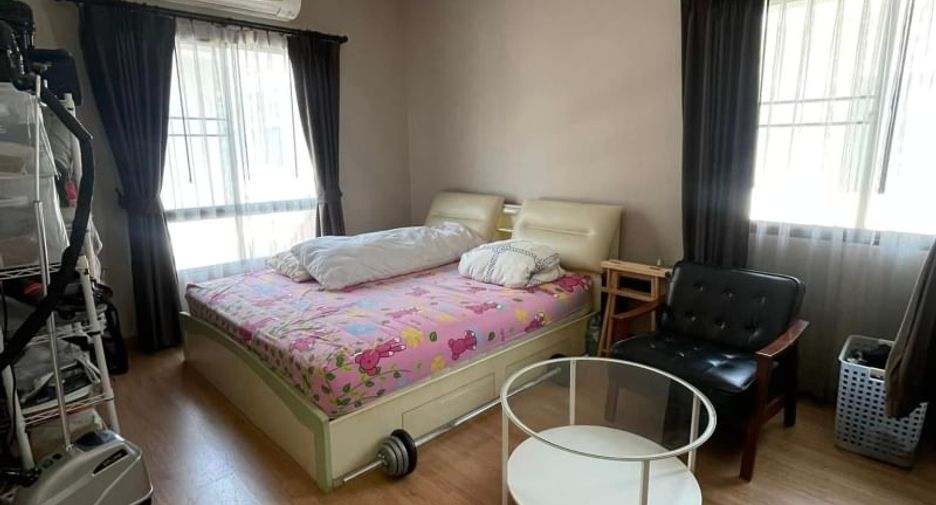 For rent and for sale 4 bedrooms house in Suan Luang, Bangkok