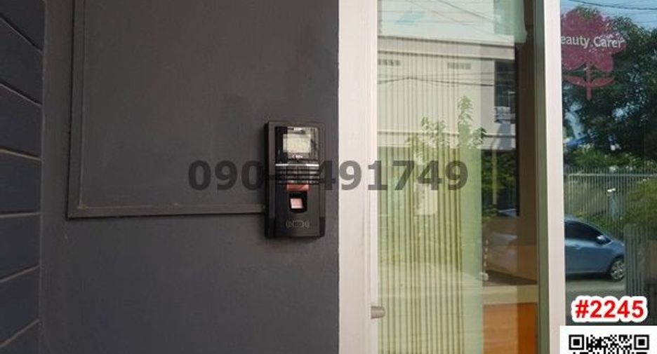 For rent 6 bedrooms retail Space in Sai Mai, Bangkok