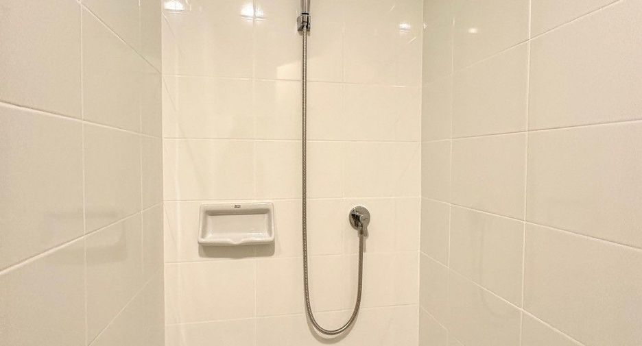 For sale 2 ベッドルーム townhouse in Thung Khru, Bangkok