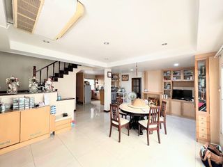 For sale 5 Beds house in Bang Na, Bangkok