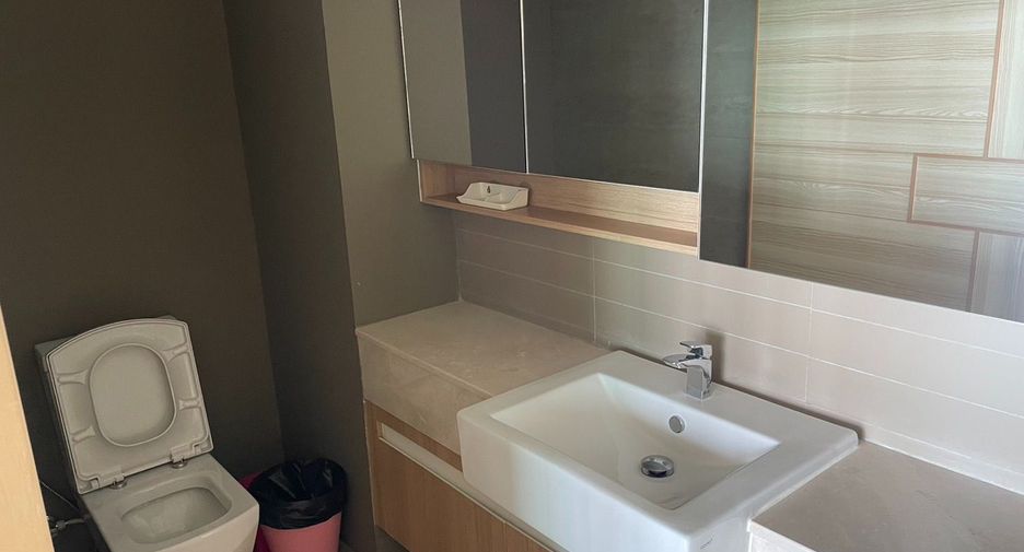 Wohnung zur Miete und zum Kauf mit 1 Zimmer in Bang Lamung, Chonburi