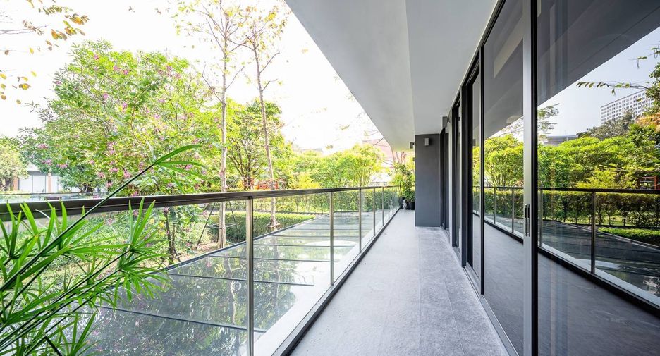 For sale 4 bedrooms condo in Suan Luang, Bangkok