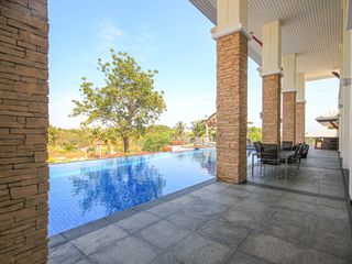 For sale 7 bedrooms villa in Cha Am, Phetchaburi
