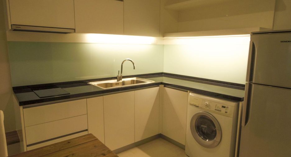 For rent 1 Beds condo in Khlong Toei, Bangkok