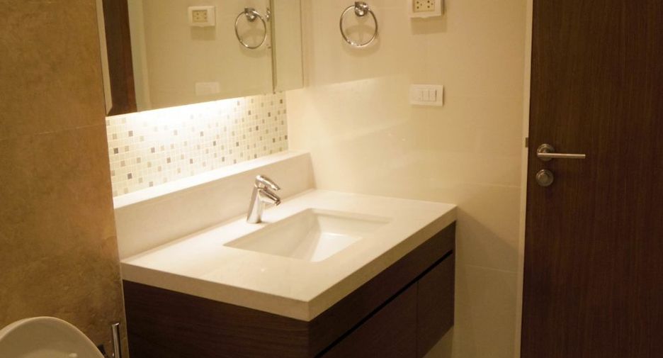 For rent 1 Beds condo in Khlong Toei, Bangkok