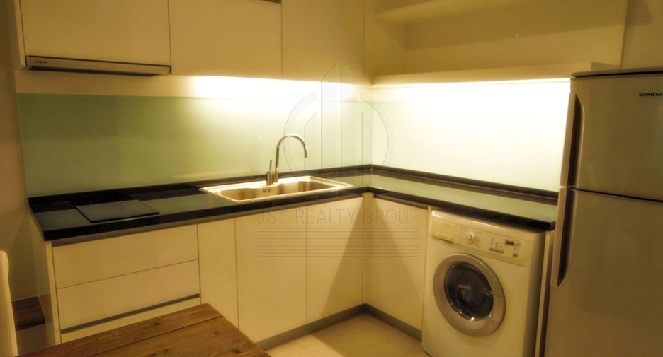 For rent 1 Beds condo in Khlong Toei, Bangkok
