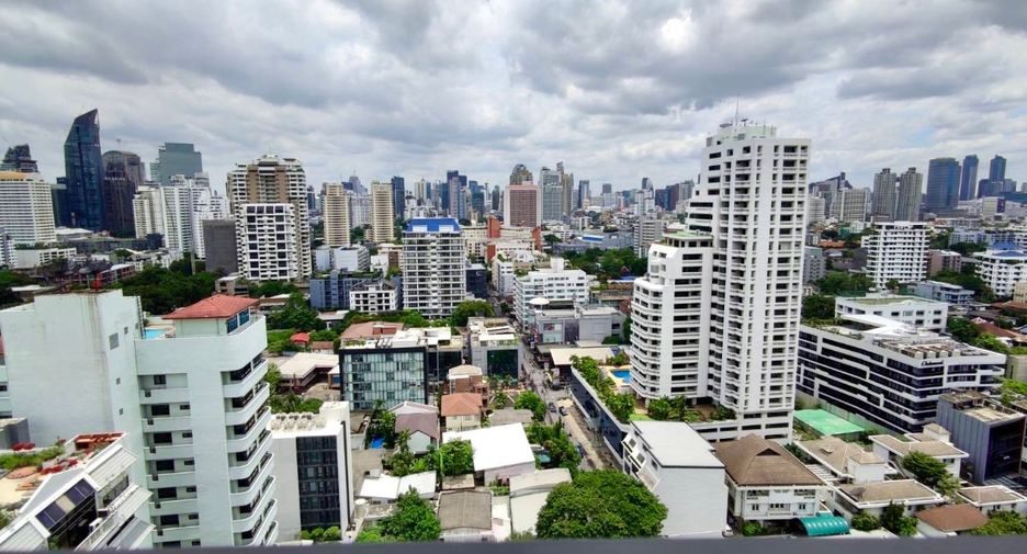 For rent and for sale 2 bedrooms condo in Watthana, Bangkok