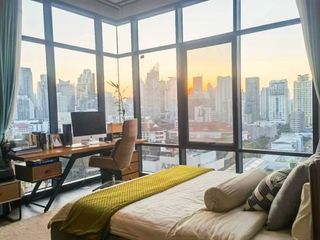 For rent 2 bedrooms condo in Watthana, Bangkok