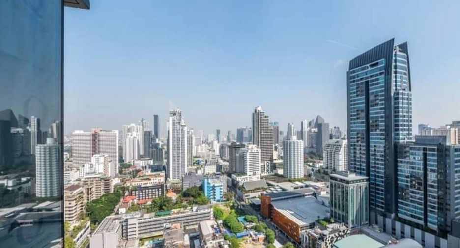 Condo en alquiler y en venta de 2 habitaciones en Khlong Toei, Bangkok