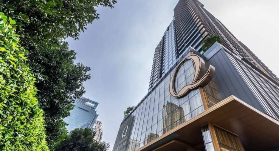 Condo en alquiler y en venta de 2 habitaciones en Khlong Toei, Bangkok