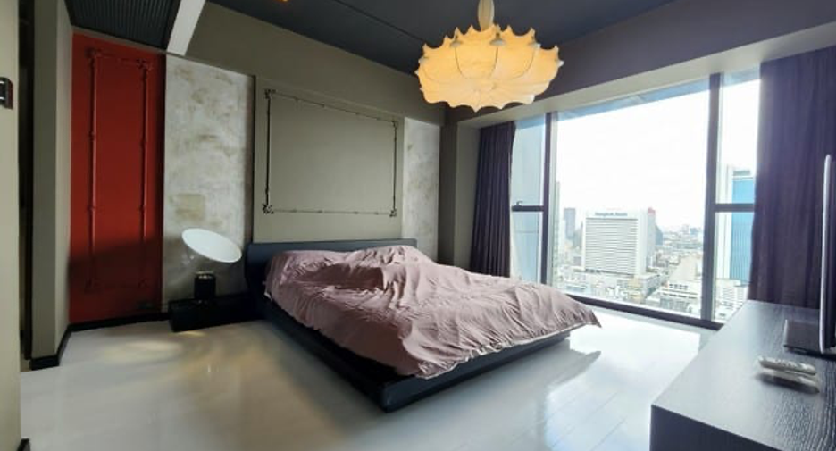 For rent 3 bedrooms condo in Sathon, Bangkok