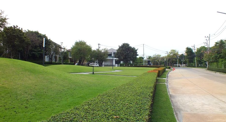 Продажа 4 спальни дом в Mueang Pathum Thani, Патумтани