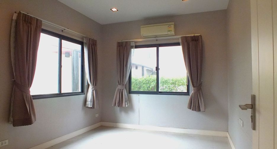 Продажа 4 спальни дом в Mueang Pathum Thani, Патумтани