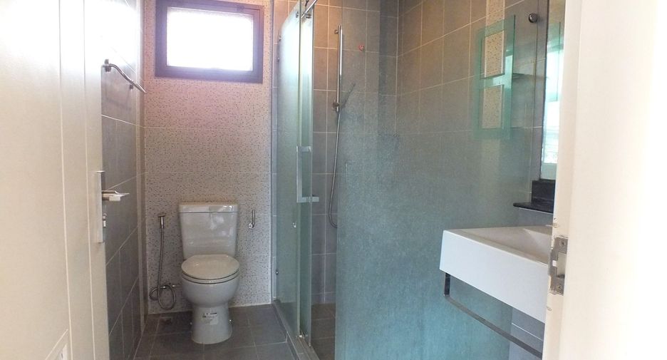 Продажа 4 спальни дом в Mueang Pathum Thani, Патумтани
