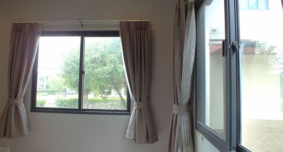 Продажа 4 спальни дом в Mueang Pathum Thani, Патумтани