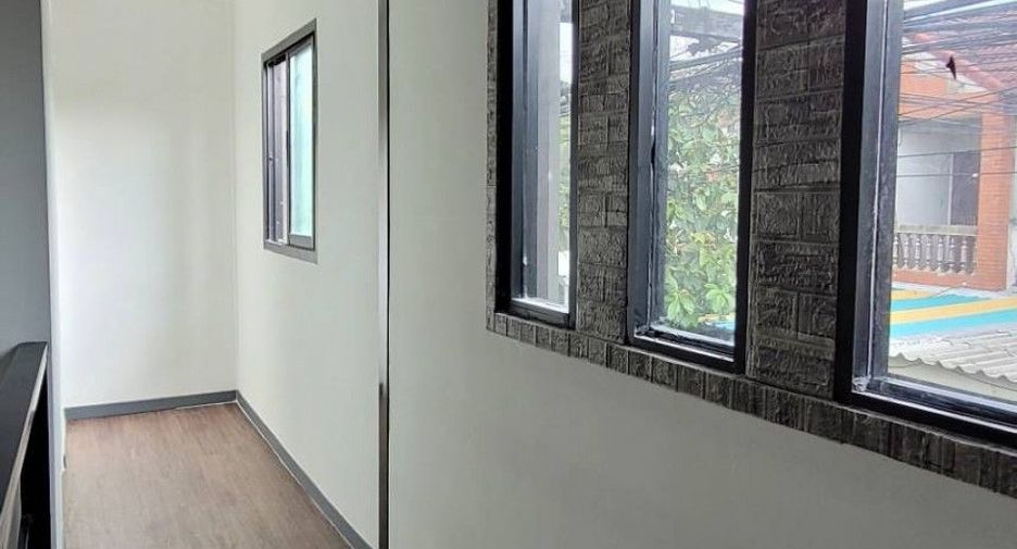 Haus zum Kauf mit 3 Zimmer in Bueng Kum, Bangkok