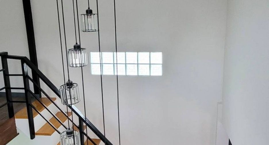 Haus zum Kauf mit 3 Zimmer in Bueng Kum, Bangkok