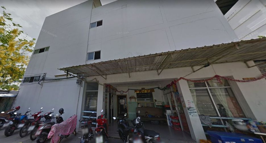 For sale 44 bed apartment in Mueang Samut Prakan, Samut Prakan