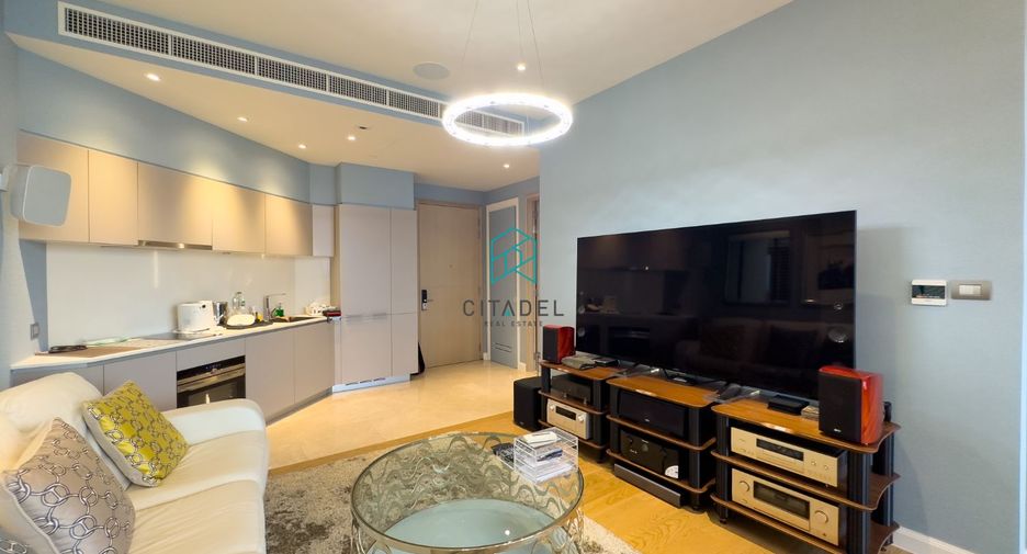 For rent 1 bed condo in Khlong San, Bangkok