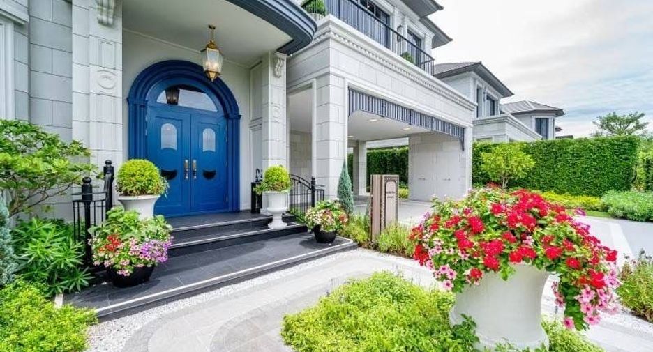 Продажа 4 спальни дом в Банг Капи, Бангкок