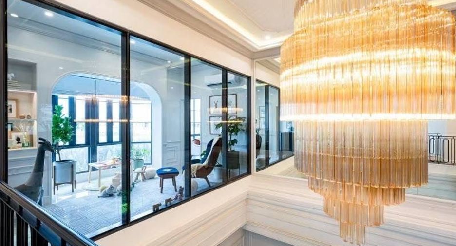 Продажа 4 спальни дом в Банг Капи, Бангкок