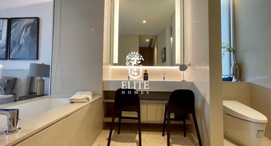 For rent 2 bedrooms condo in Watthana, Bangkok