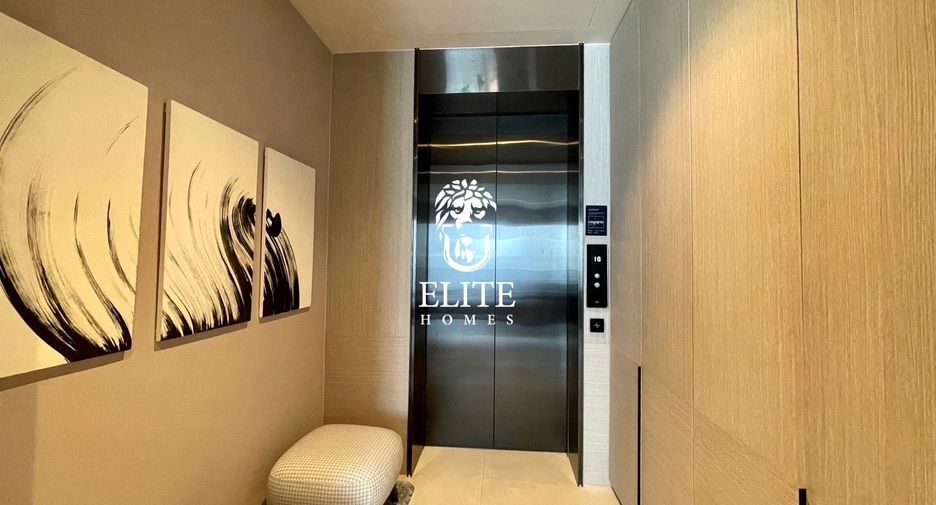 For rent 2 bedrooms condo in Watthana, Bangkok