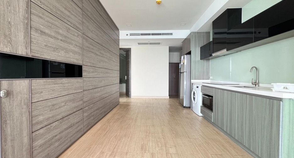 For rent and for sale 2 bedrooms condo in Bang Lamung, Chonburi