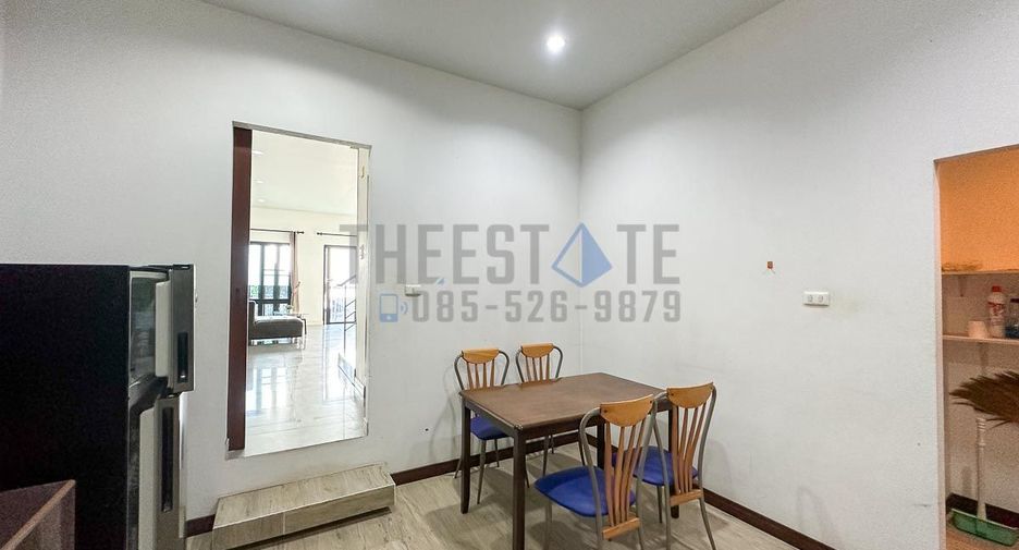 For rent 2 bedrooms townhouse in San Sai, Chiang Mai