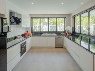 For sale 4 bedrooms house in Hang Dong, Chiang Mai