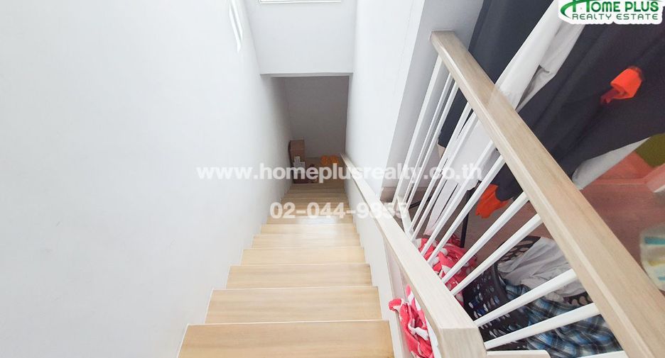 Reihenhaus zum Kauf mit 3 Zimmer in Bang Khun Thian, Bangkok