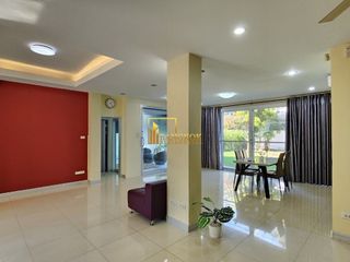For rent 5 bed house in Watthana, Bangkok