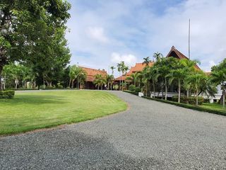 For sale 5 bedrooms house in Doi Saket, Chiang Mai