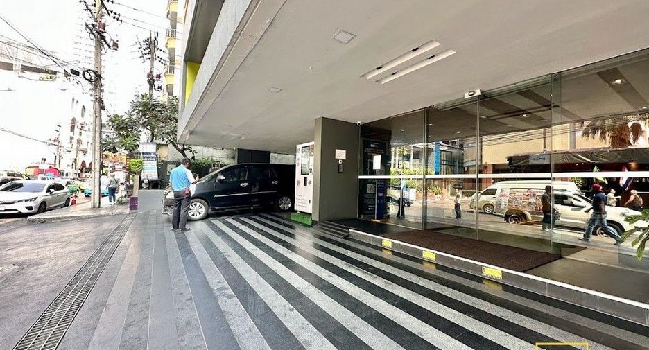 Serviced Apartment zur Miete mit 1 Zimmer in Watthana, Bangkok