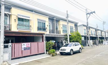 For sale 2 bedrooms townhouse in Lat Krabang, Bangkok
