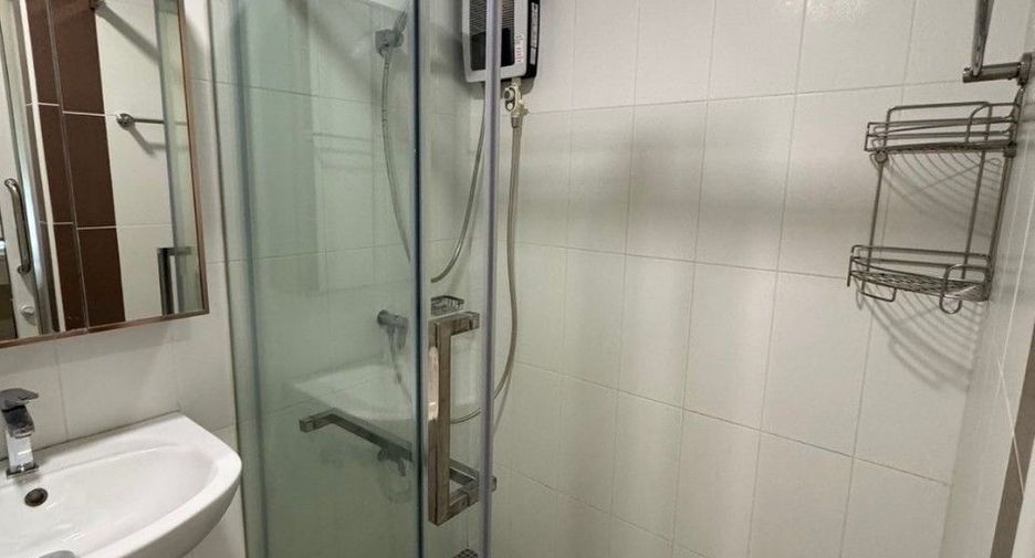 For sale 2 bedrooms townhouse in Lat Krabang, Bangkok