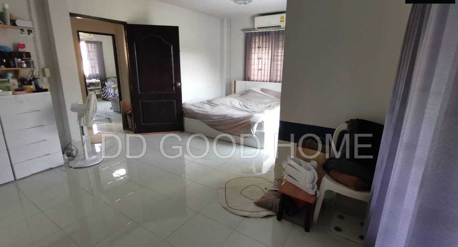 For sale 3 Beds condo in Sam Phran, Nakhon Pathom