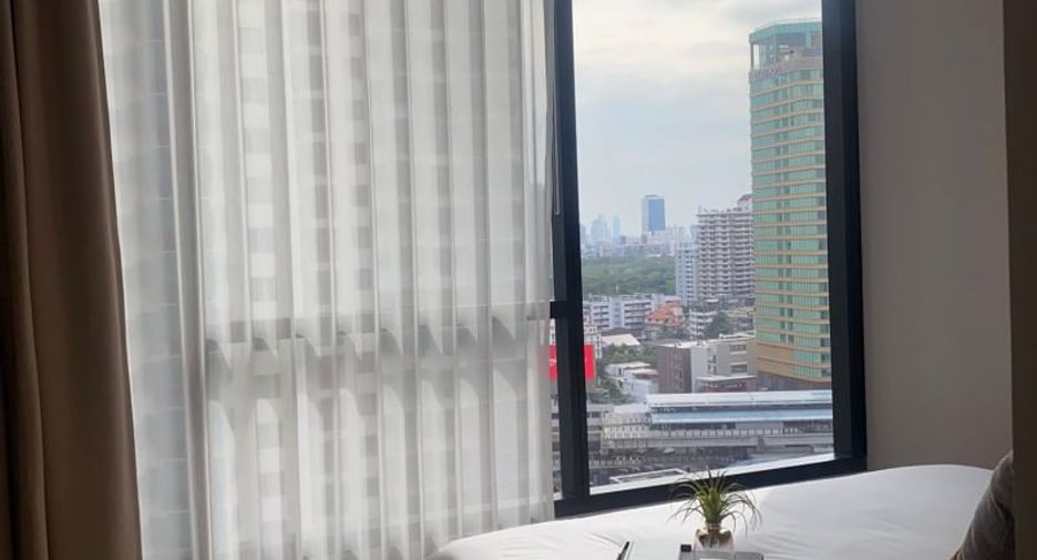 For rent 2 bedrooms condo in Khlong Toei, Bangkok