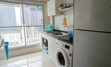 For sale 1 bed condo in Huai Khwang, Bangkok