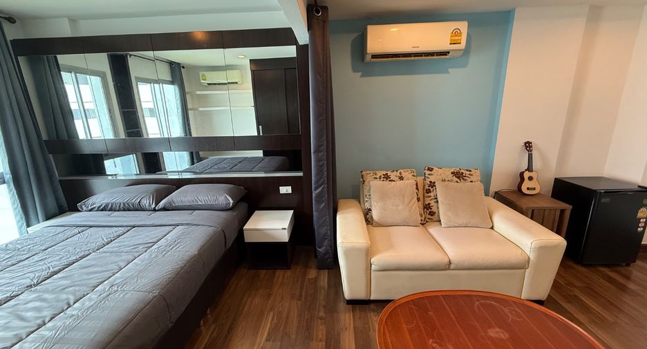For rent and for sale 1 bed condo in Khan Na Yao, Bangkok