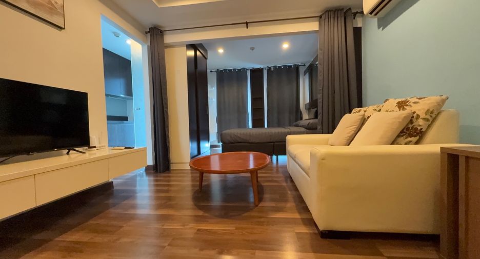 For rent and for sale 1 bed condo in Khan Na Yao, Bangkok